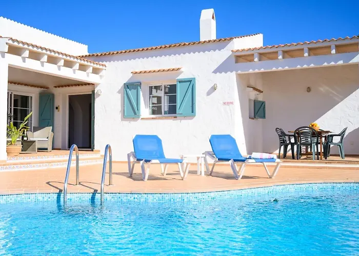 Villa Quite With Private Pool In