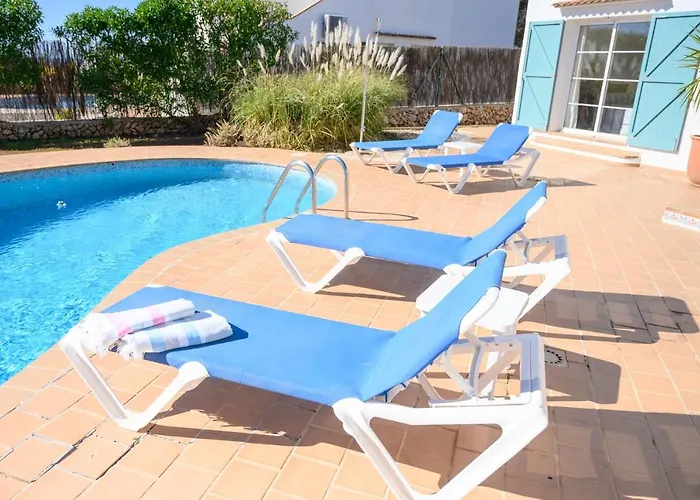 Quite With Private Pool In Villa