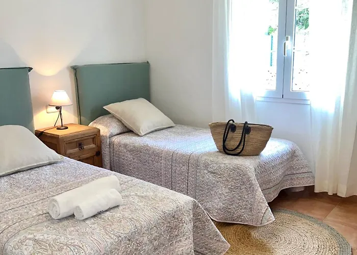 Quite With Private Pool In Villa Binibeca