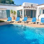 Quite With Private Pool In Βίλα Binibeca