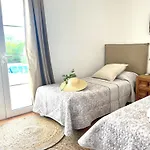 Βίλα Quite With Private Pool In